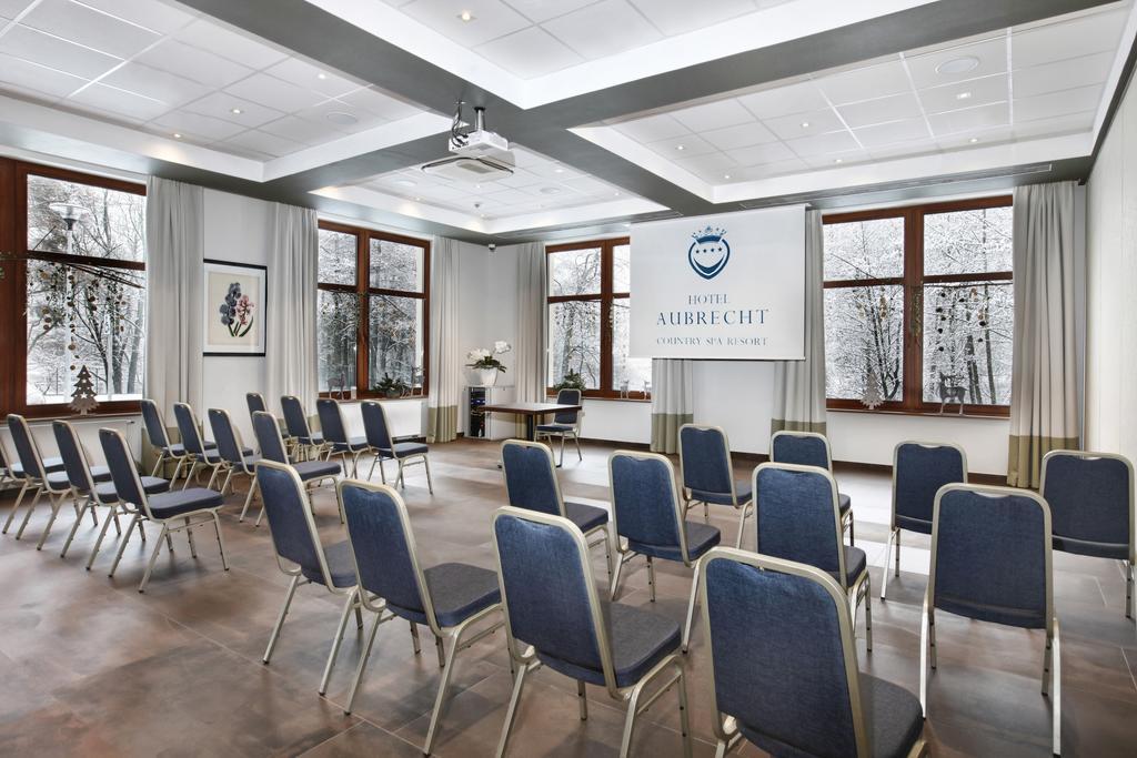 Hotel Aubrecht Country Spa Resort Przechlewo Kültér fotó