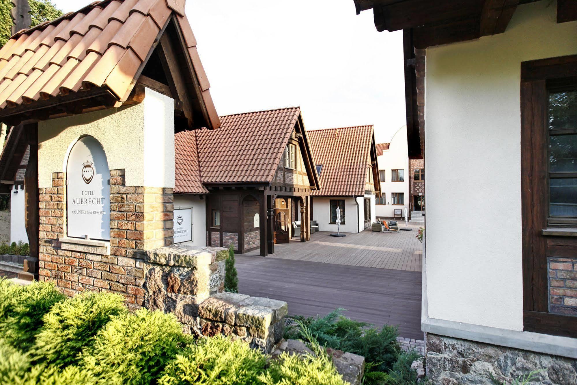 Hotel Aubrecht Country Spa Resort Przechlewo Kültér fotó
