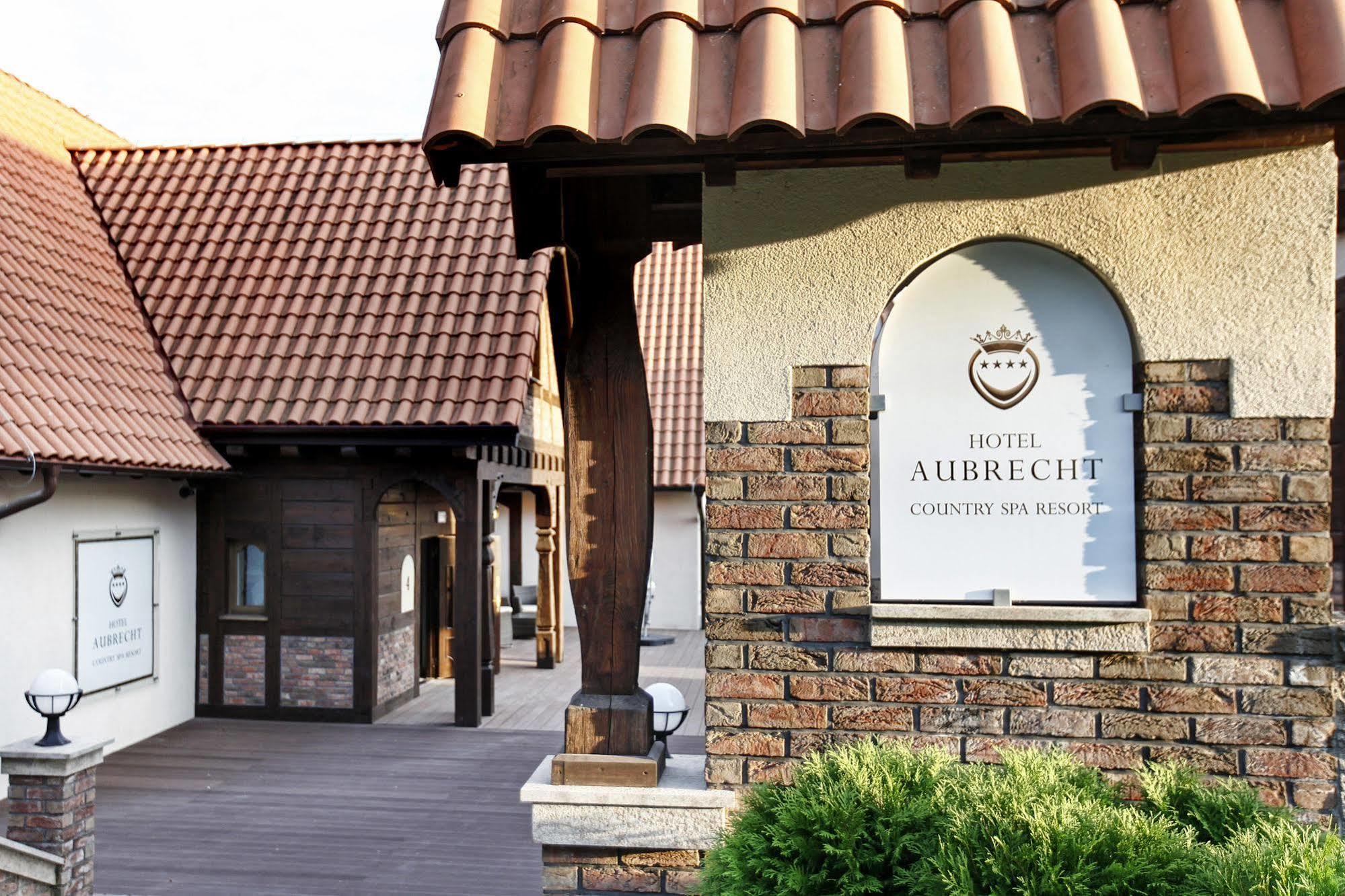 Hotel Aubrecht Country Spa Resort Przechlewo Kültér fotó