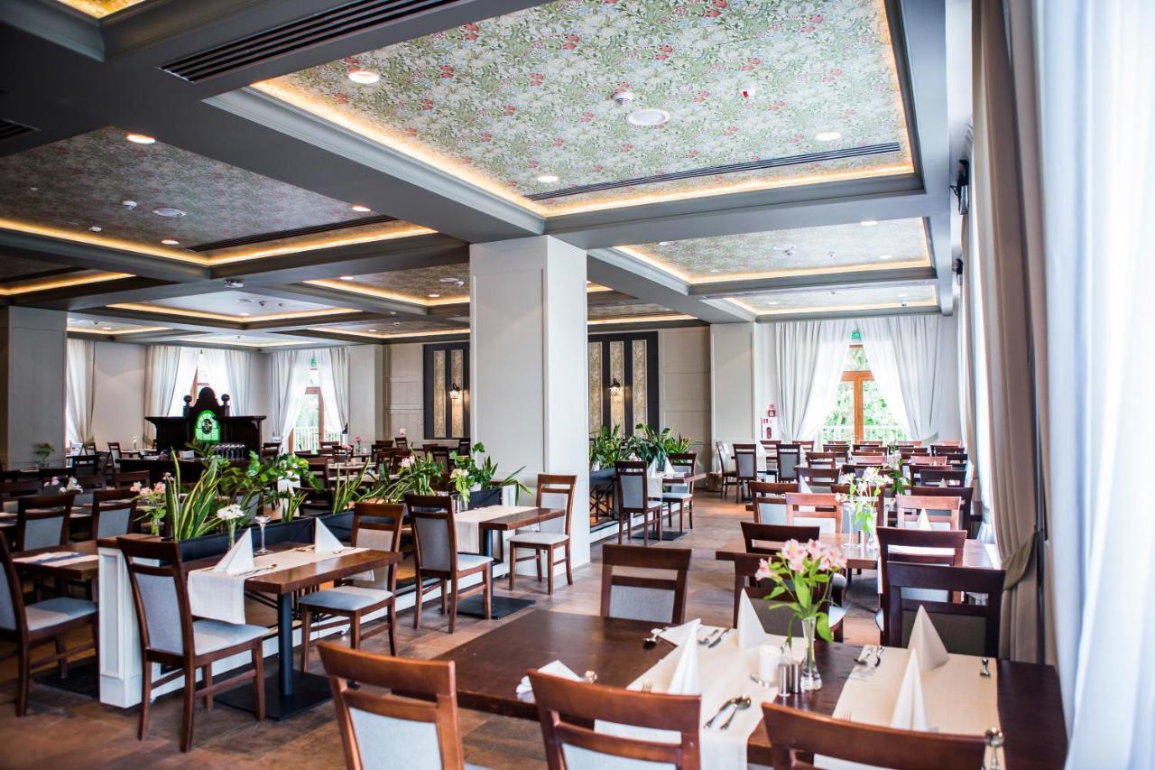 Hotel Aubrecht Country Spa Resort Przechlewo Kültér fotó
