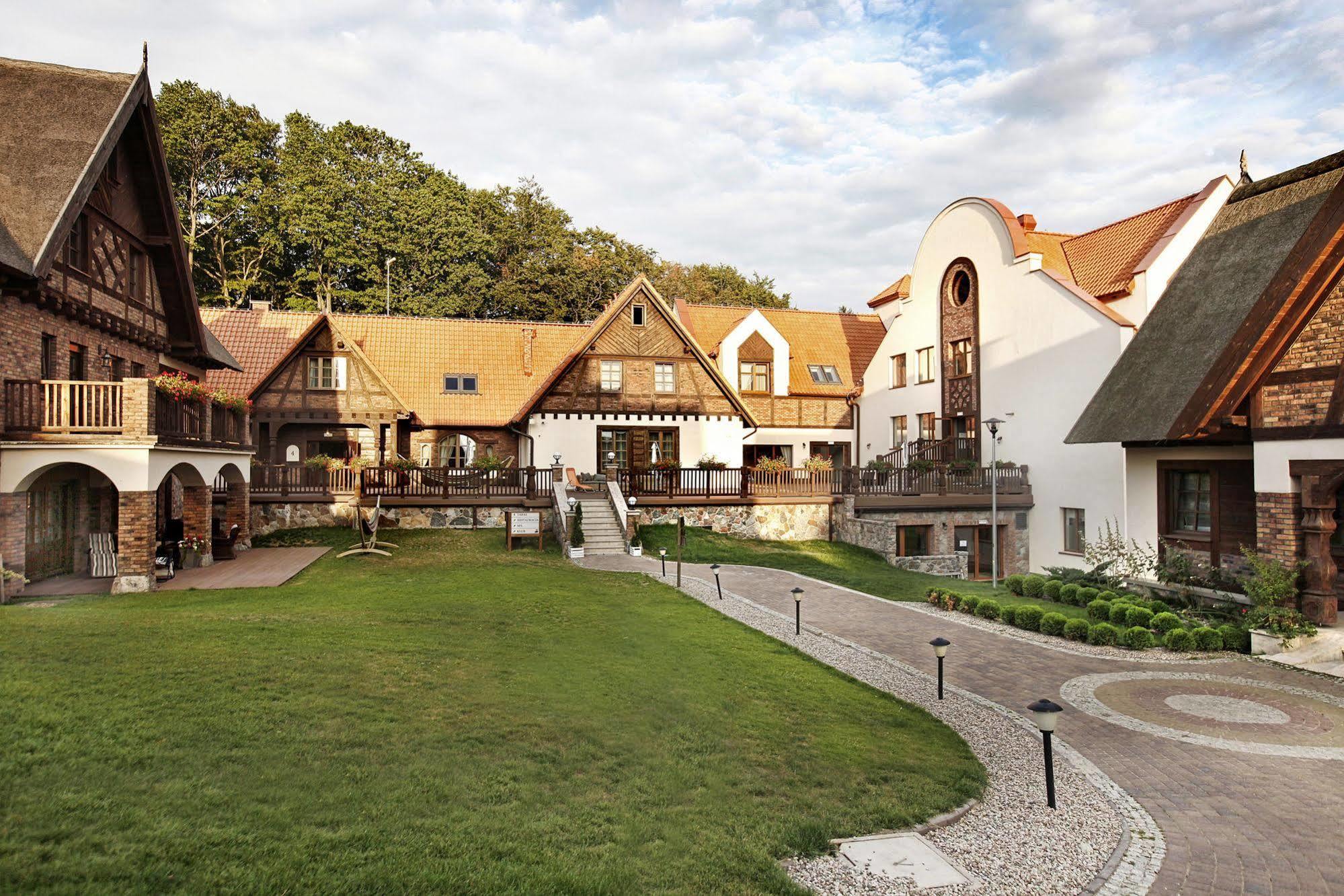 Hotel Aubrecht Country Spa Resort Przechlewo Kültér fotó